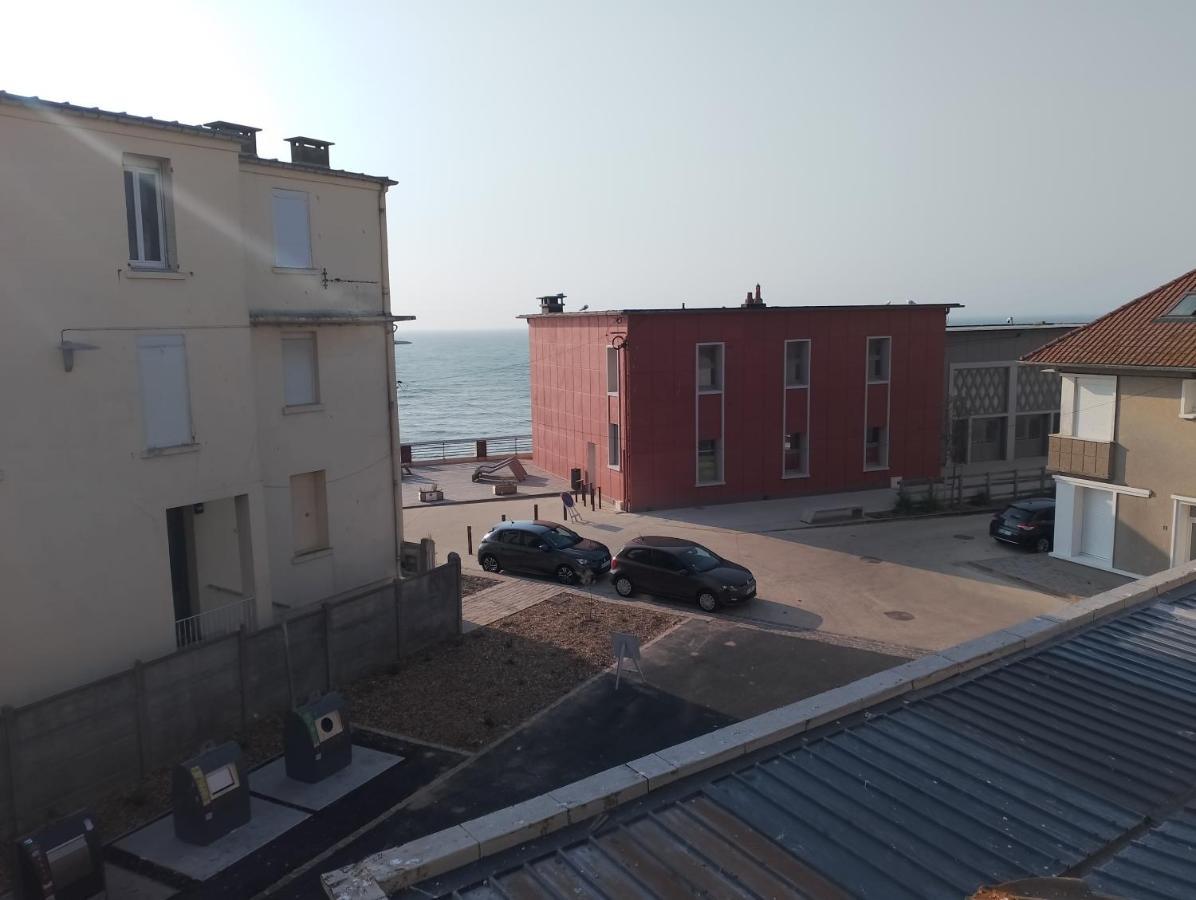 Le Rayon Vert Ault Buitenkant foto
